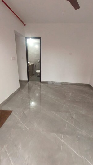 Room in 2 BHK Apartment at Hubtown Seasons, Chembur – for Rent