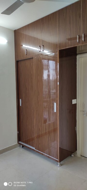 Furnished Amenities in 2 BHK Apartment at Signature Global Prime, Sector 63a – for Rent