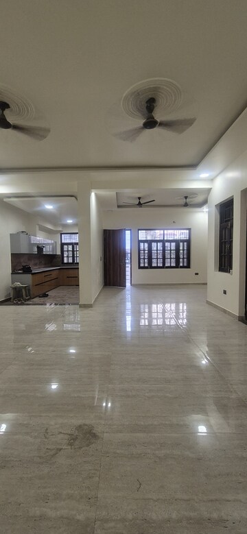 2.5 BHK Independent House For Rent in Gomti Nagar