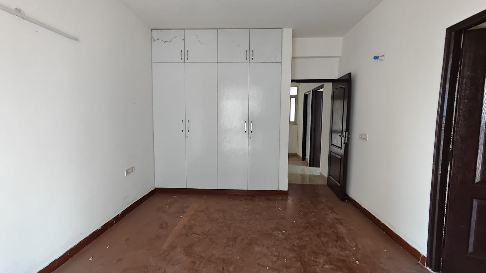 2 BHK + Servant Room Apartment For Sale in Piyush Heights