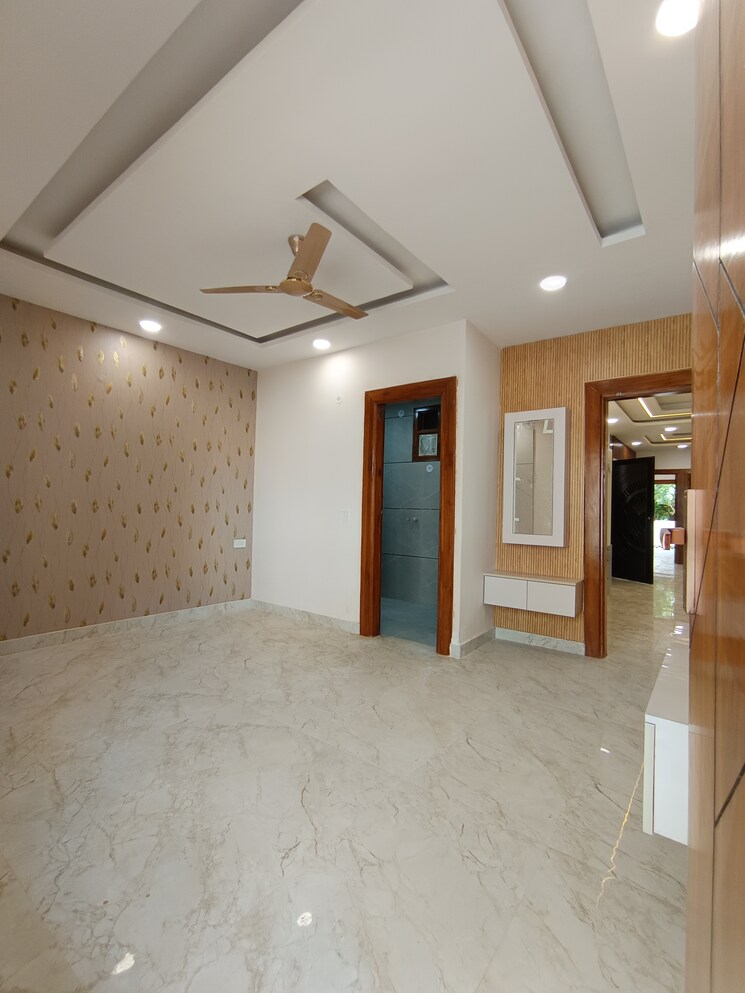 Room, fidato-honour-homes 3 Bedroom 180 Sq.Yd. Builder Floor In Sector 89 Faridabad 9455128