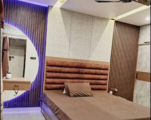 Balcony in  Shop at Charbagh – for Sale
