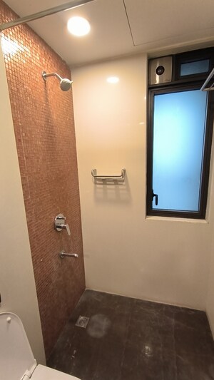 Furnished Amenities in 3 BHK Apartment at Lodha Marquise, Worli – for Rent