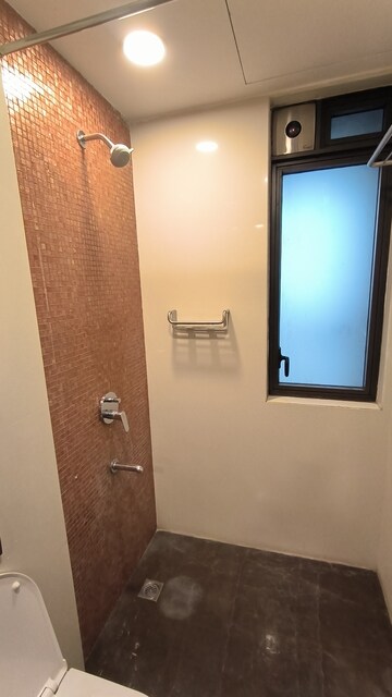 Furnished Amenities in 3 BHK Apartment at Lodha Marquise, Worli – for Rent