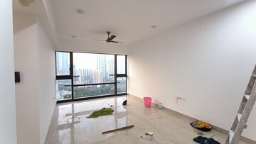 Room in 3 BHK Apartment at Lodha Marquise, Worli – for Rent