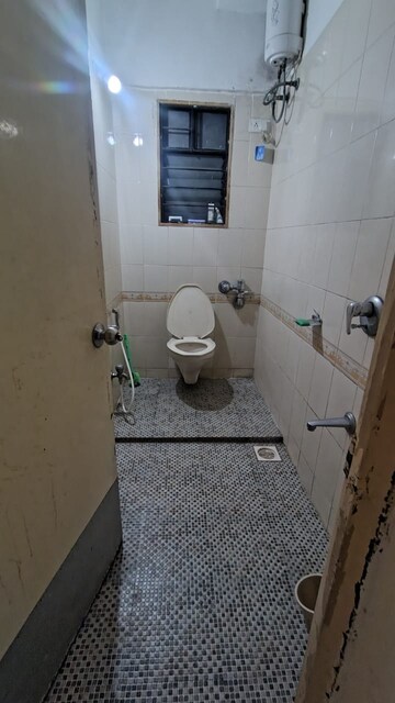 2 BHK Apartment For Rent in Magarpatta City Cosmos, Magarpatta Road