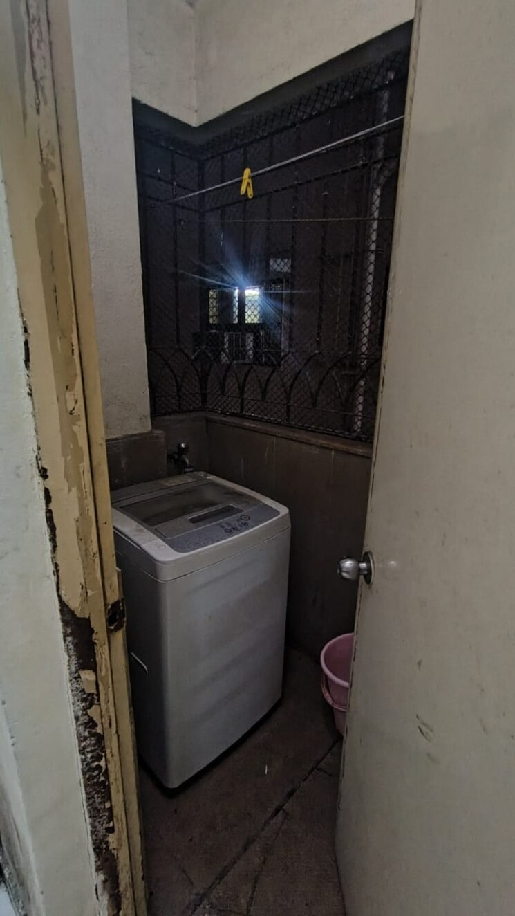 Bathroom, magarpatta-city-cosmos 2 Bedroom 980 Sq.Ft. Apartment In Magarpatta Road Pune 9455234