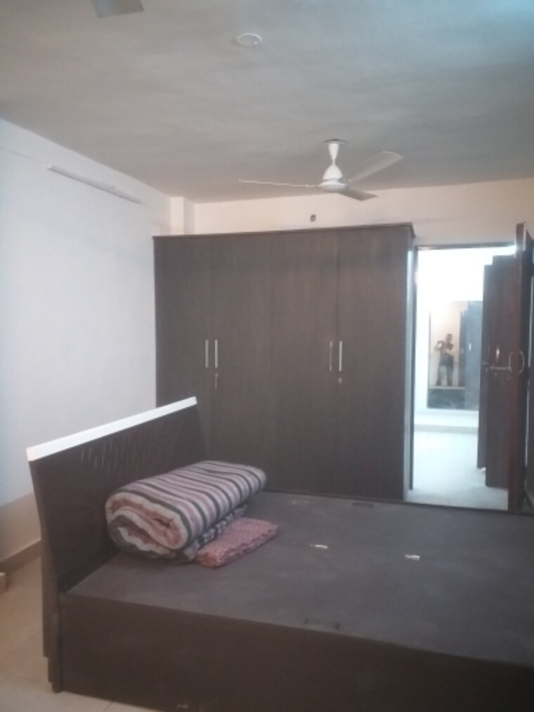 Master Bedroom, new rajinder nagar 1.5 Bedroom 1080 Sq.Ft. Builder Floor In New Rajinder Nagar Delhi 9455307