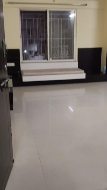 Room in 2 BHK Apartment at Treasure Island, Pimple Saudagar – for Rent