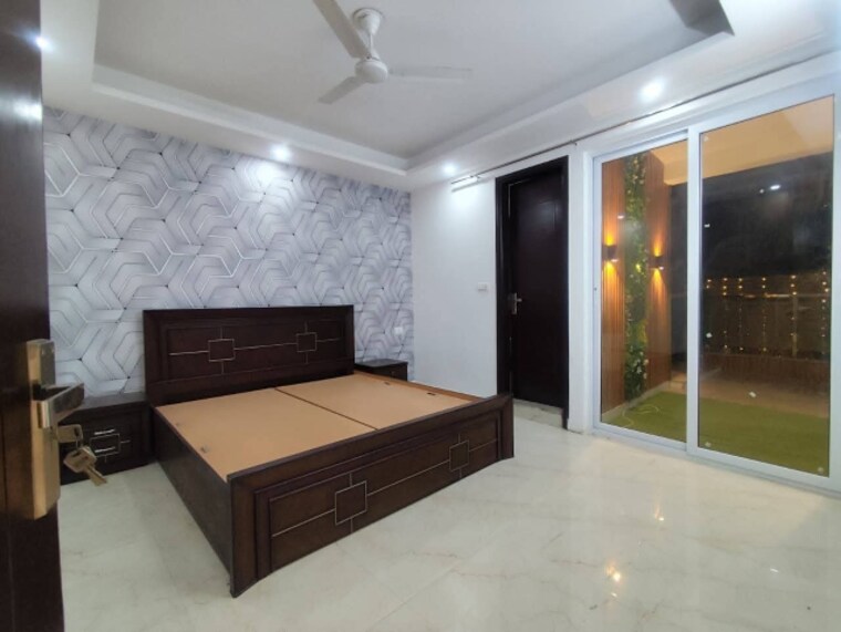 Bedroom, freedom fighters enclave 2 Bedroom 1100 Sq.Ft. Apartment In Freedom Fighters Enclave Delhi 9455266