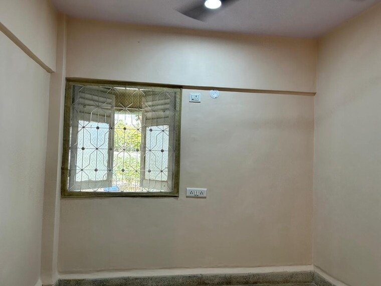 Room, libra-chs 1 Bedroom 500 Sq.Ft. Apartment In Malad West Mumbai 9455282