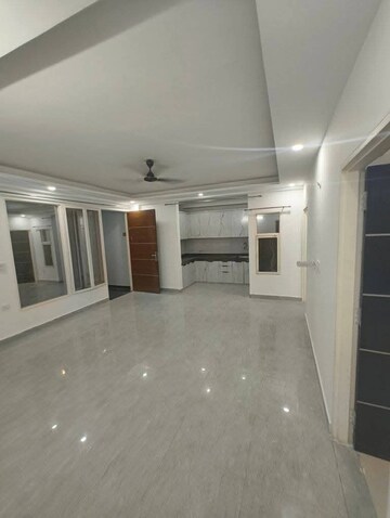 2 BHK Builder Floor For Rent in Chattarpur