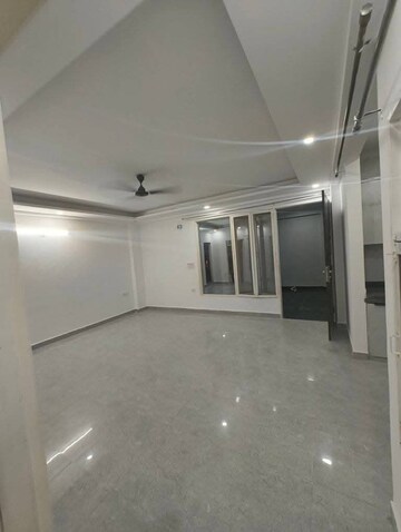 Bedroom in 2 BHK Builder Floor at Chattarpur – for Rent