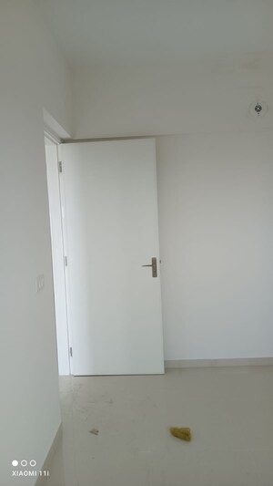 Room in 2 BHK Apartment at Hadapsar – for Rent