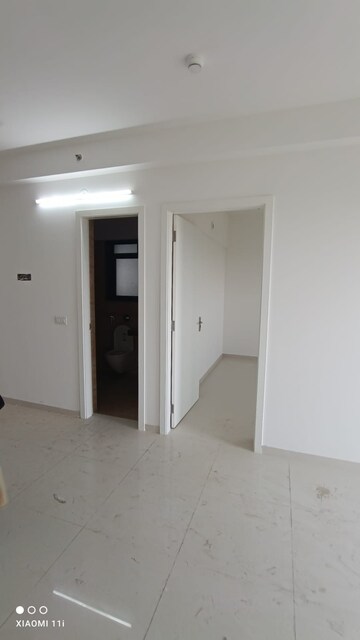 Room in 2 BHK Apartment at Hadapsar – for Rent