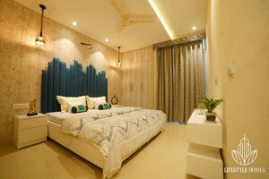 3 BHK Builder Floor For Sale in Vip Road