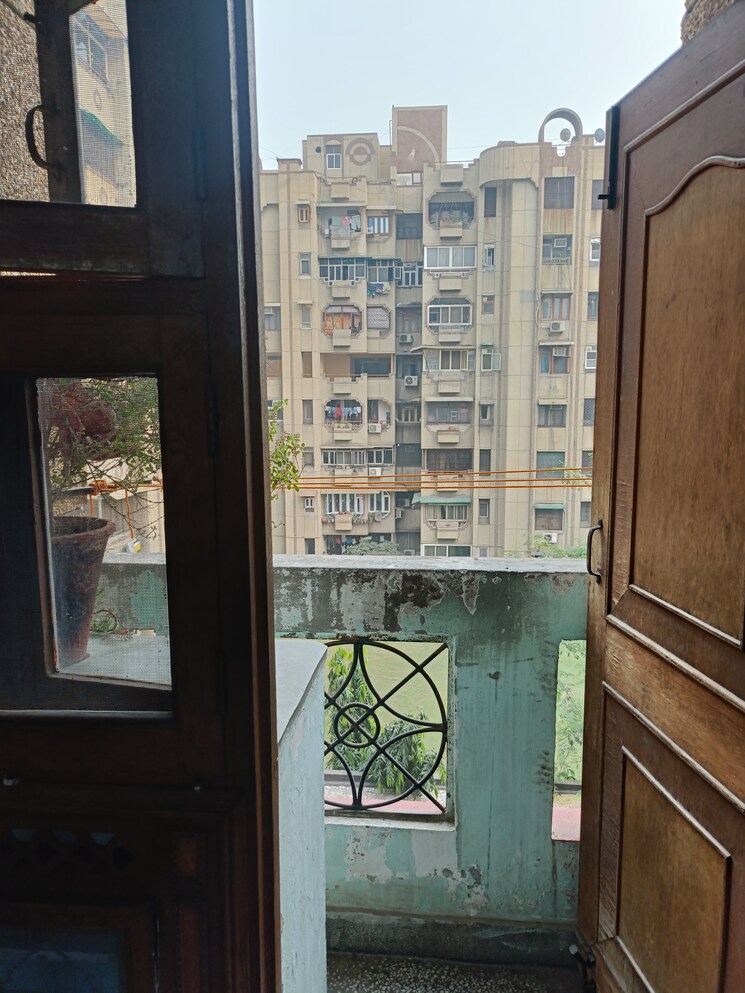 Balcony, abhiyanta-apartment 2 Bedroom 1200 Sq.Ft. Apartment In Vasundhara Enclave Delhi 9424830