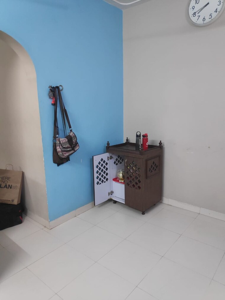 Room, yash-sankul 1 Bedroom 600 Sq.Ft. Apartment In Pimple Saudagar Pune 9455451