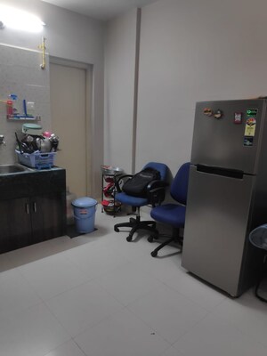 Room in 1 BHK Apartment at Yash Sankul, Pimple Saudagar – for Rent