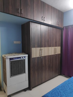Room in 1 BHK Apartment at Yash Sankul, Pimple Saudagar – for Rent