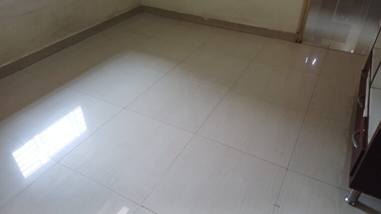 Room, vrindavan-society-thane-west 1.5 Bedroom 435 Sq.Ft. Apartment In Vrindavan Society Thane 9455388