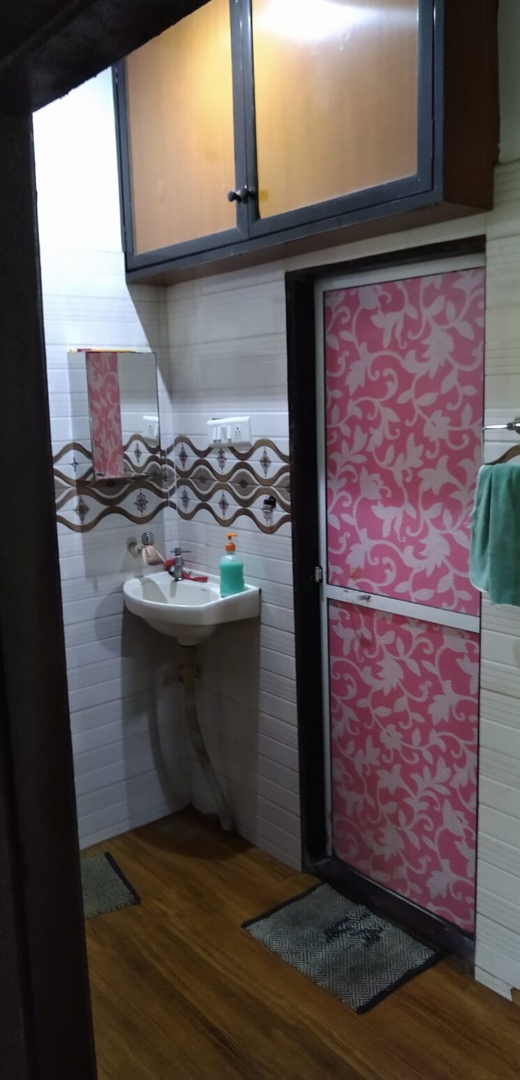 Bathroom, om-sai-residency-dombivali 1 Bedroom 425 Sq.Ft. Apartment In Dombivli East Thane 9455464