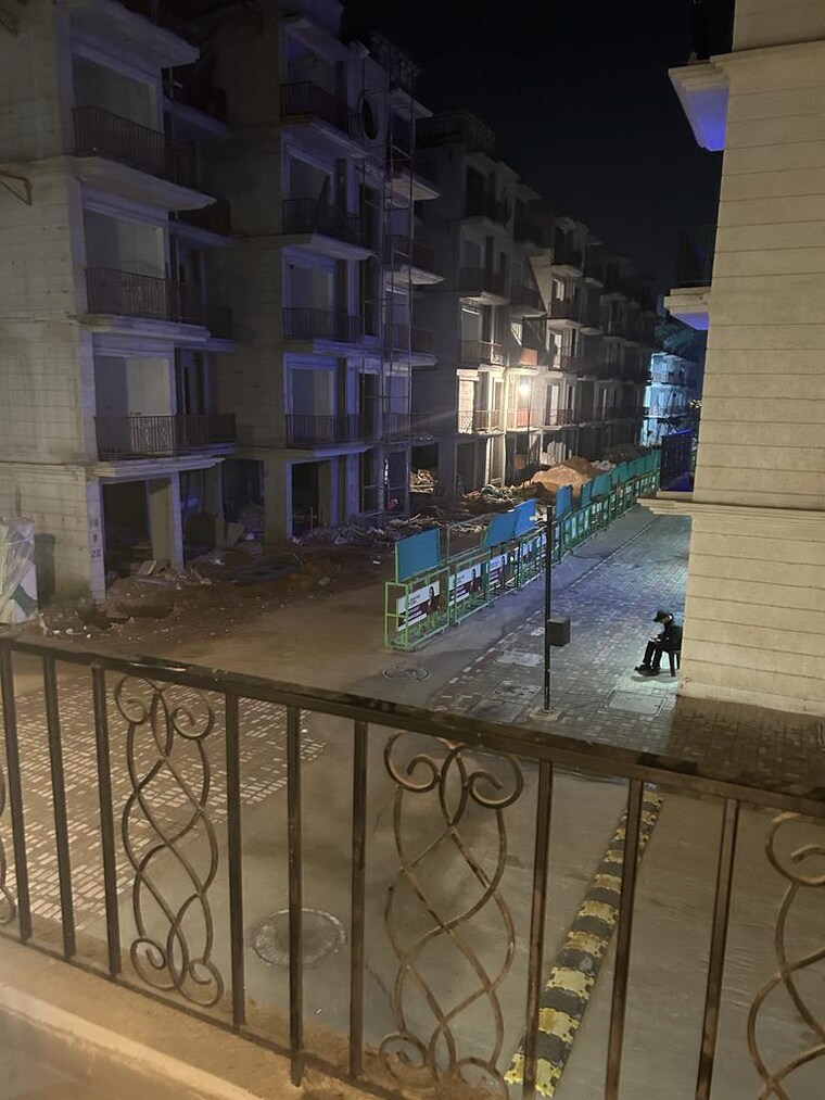 Exterior View, delphine-central-park-estates 4 Bedroom 5200 Sq.Ft. Apartment In Sector 104 Gurgaon 9455510