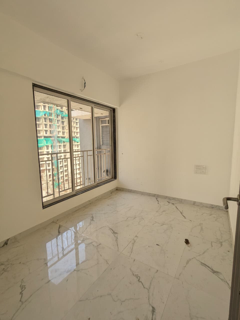 2 BHK 555 Sq.Ft. Apartment in Dharti Pressidio