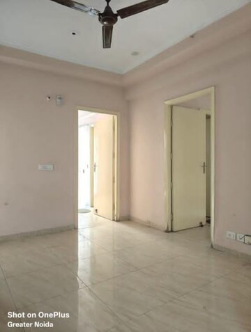 Building Lobby in 2 BHK Apartment at Gaur City 2 - 14th Avenue, Sector 16c Greater Noida – for Sale