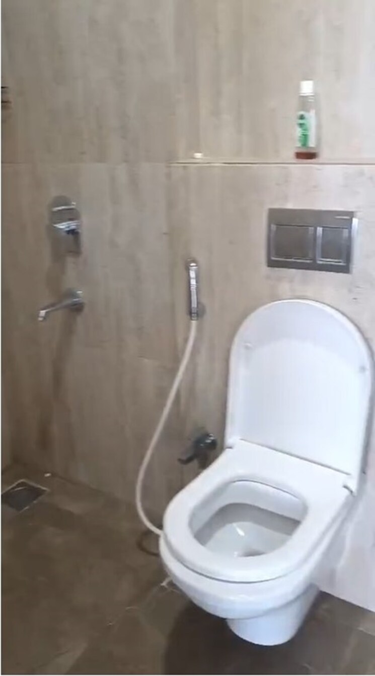 Bathroom, tridhaatu-morya 1 Bedroom 600 Sq.Ft. Apartment In Chembur Mumbai 9455549
