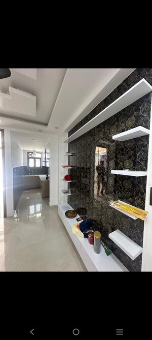 2 BHK Builder Floor For Rent in Saket