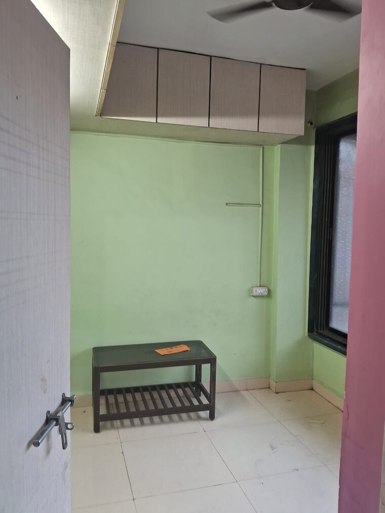 undefined, om-chs-dombivli 1 Bedroom 425 Sq.Ft. Apartment In Dombivli West Thane 9455626