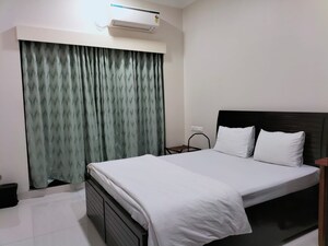 Bedroom in 2 BHK Apartment at K Raheja Raheja Residency, Malad East – for Rent