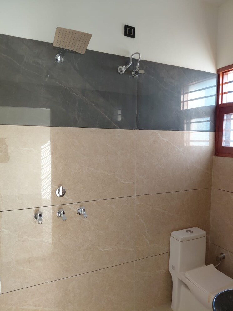Bathroom, dhakoli 3 Bedroom 1350 Sq.Ft. Independent House In Dhakoli Zirakpur 9456195