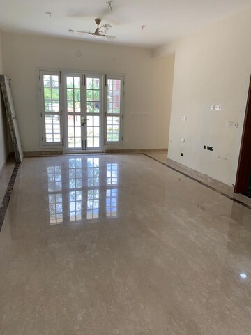 Room in 3 BHK Villa at Varthur – for Rent