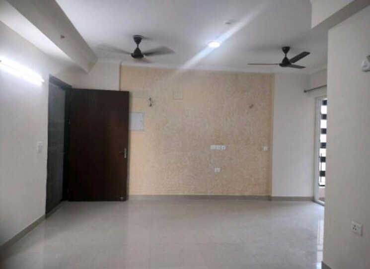 Room, amrapali-princely-estate 3.5 Bedroom 1400 Sq.Ft. Apartment In Sector 76 Noida 9455718