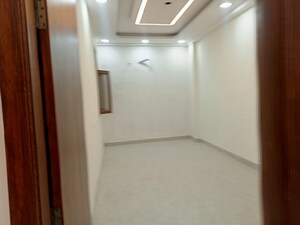 Room in 3 BHK Builder Floor at Palam Colony – for Sale