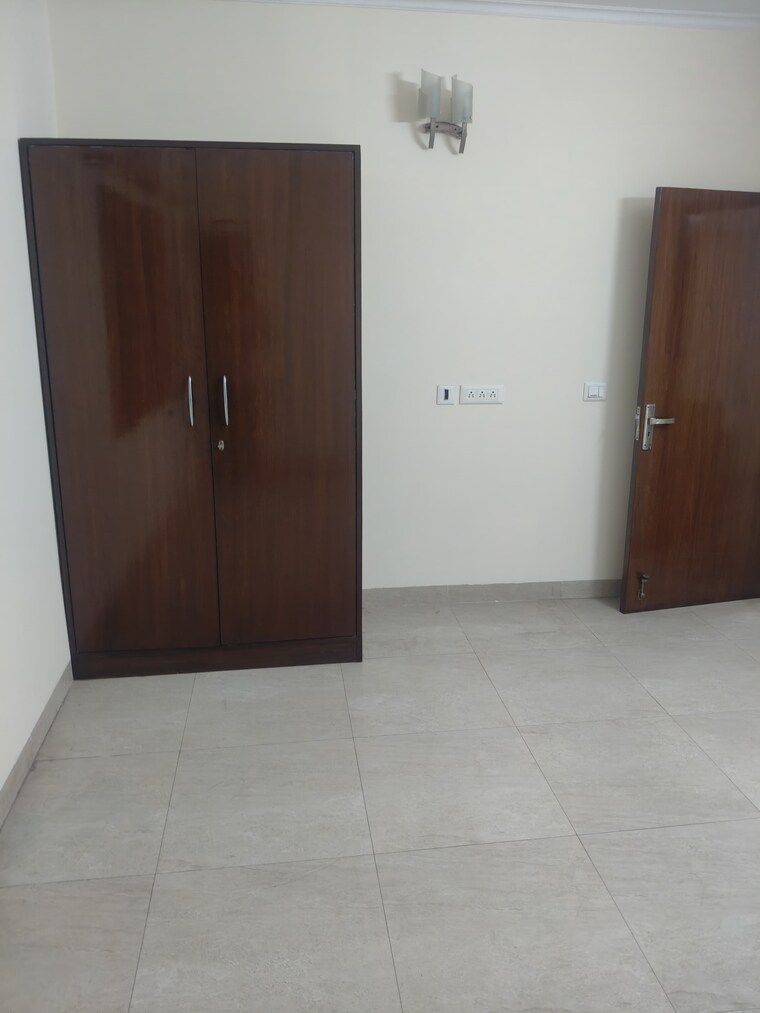Room, vasant kunj 2 Bedroom 1100 Sq.Ft. Apartment In Vasant Kunj Delhi 9455744