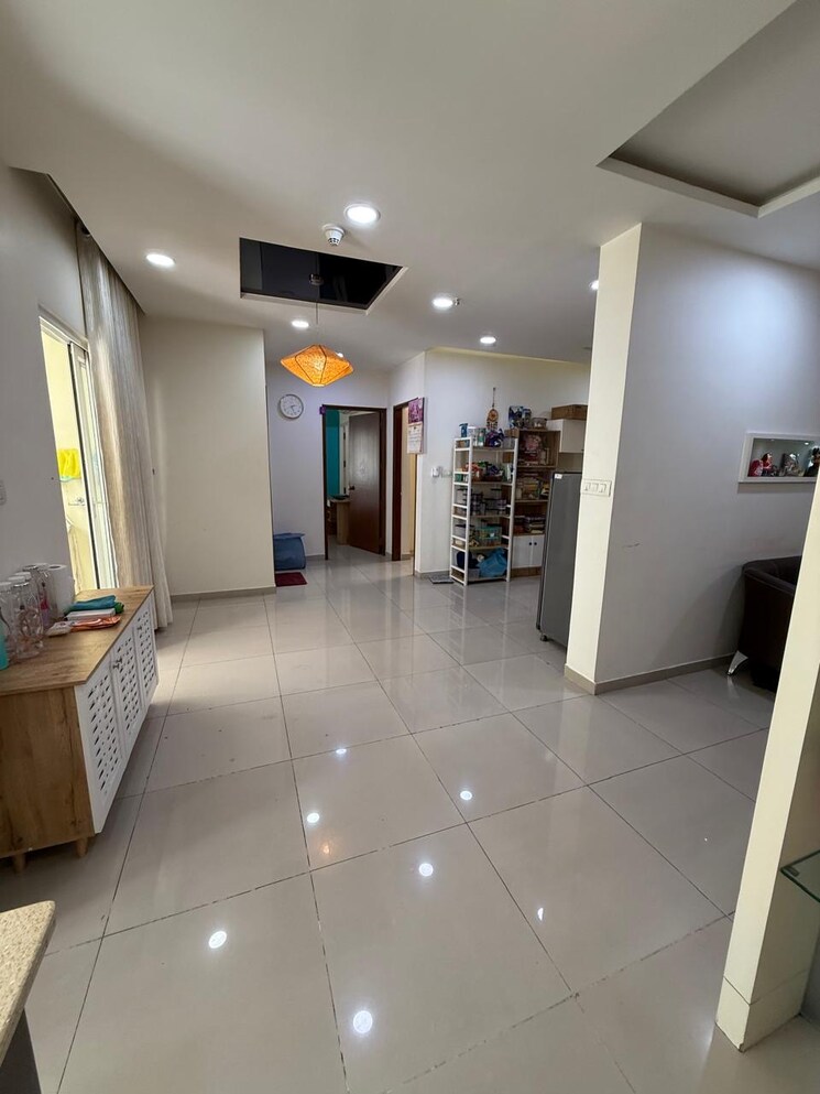 Living Room, mantri-celestia 3 Bedroom 1198 Sq.Ft. Apartment In Gachibowli Hyderabad 9455733