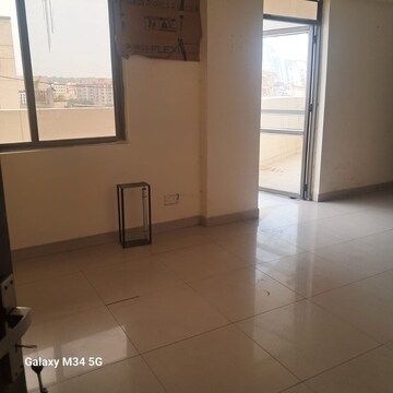 Room in 3.5 BHK Apartment at Park View Apartments Gurgaon, Sector 56 – for Rent