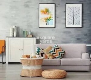 Living Room in 2 BHK Apartment at Sindhi Society, Chembur – for Rent