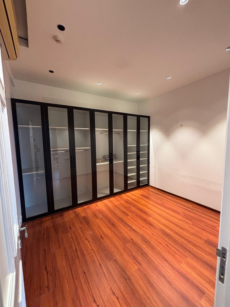 Room, ireo-skyon 4 Bedroom 2900 Sq.Ft. Apartment In Sector 60 Gurgaon 9455450