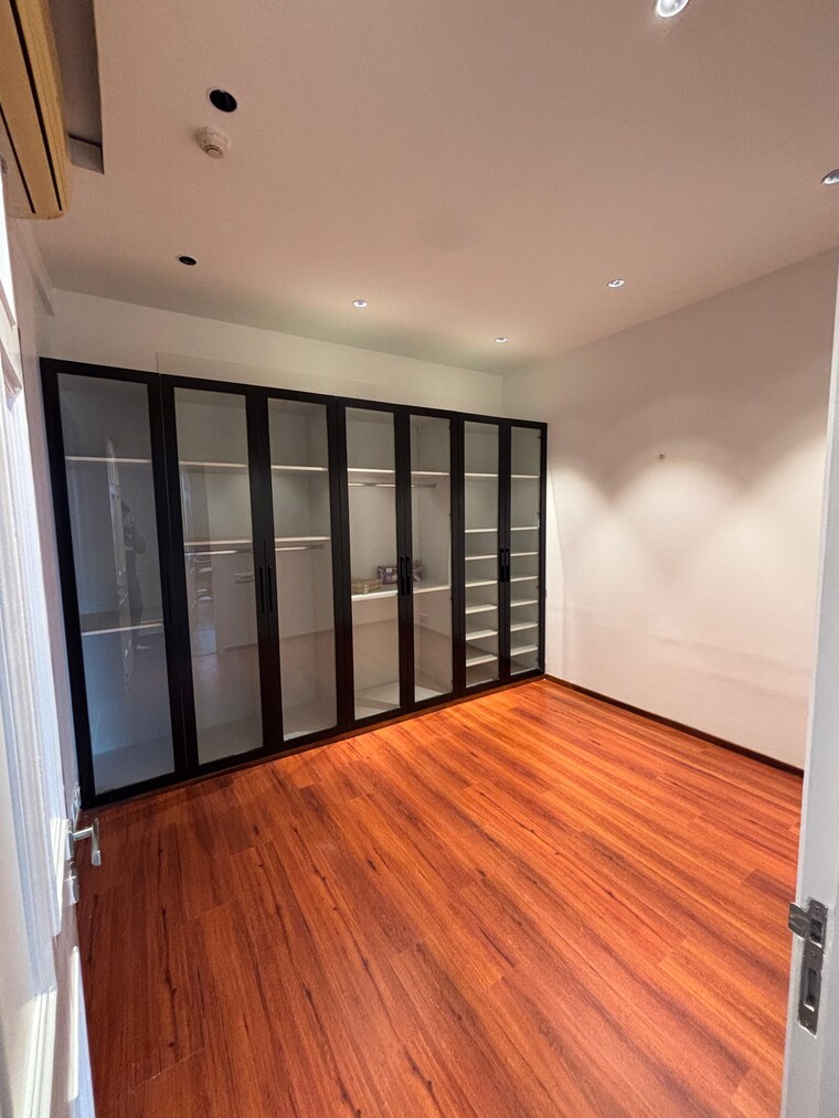 Room, ireo-skyon 4 Bedroom 2900 Sq.Ft. Apartment In Sector 60 Gurgaon 9455450