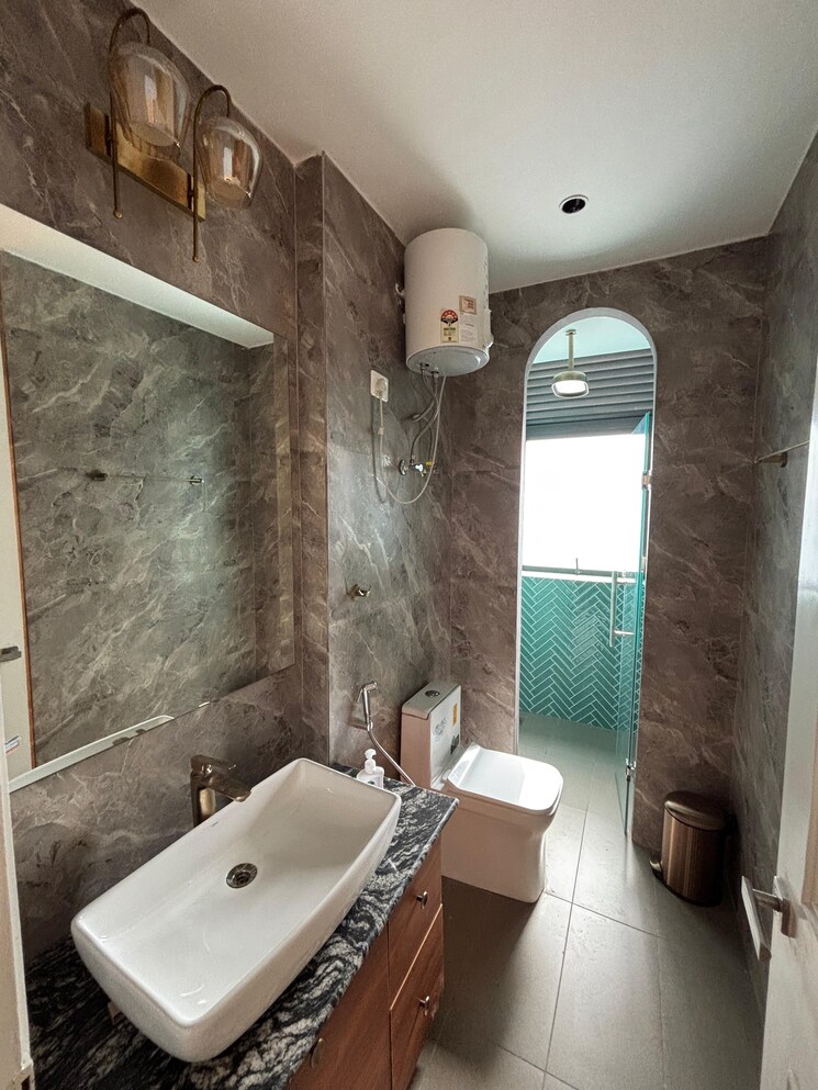 Bathroom, ireo-skyon 4 Bedroom 2900 Sq.Ft. Apartment In Sector 60 Gurgaon 9455450