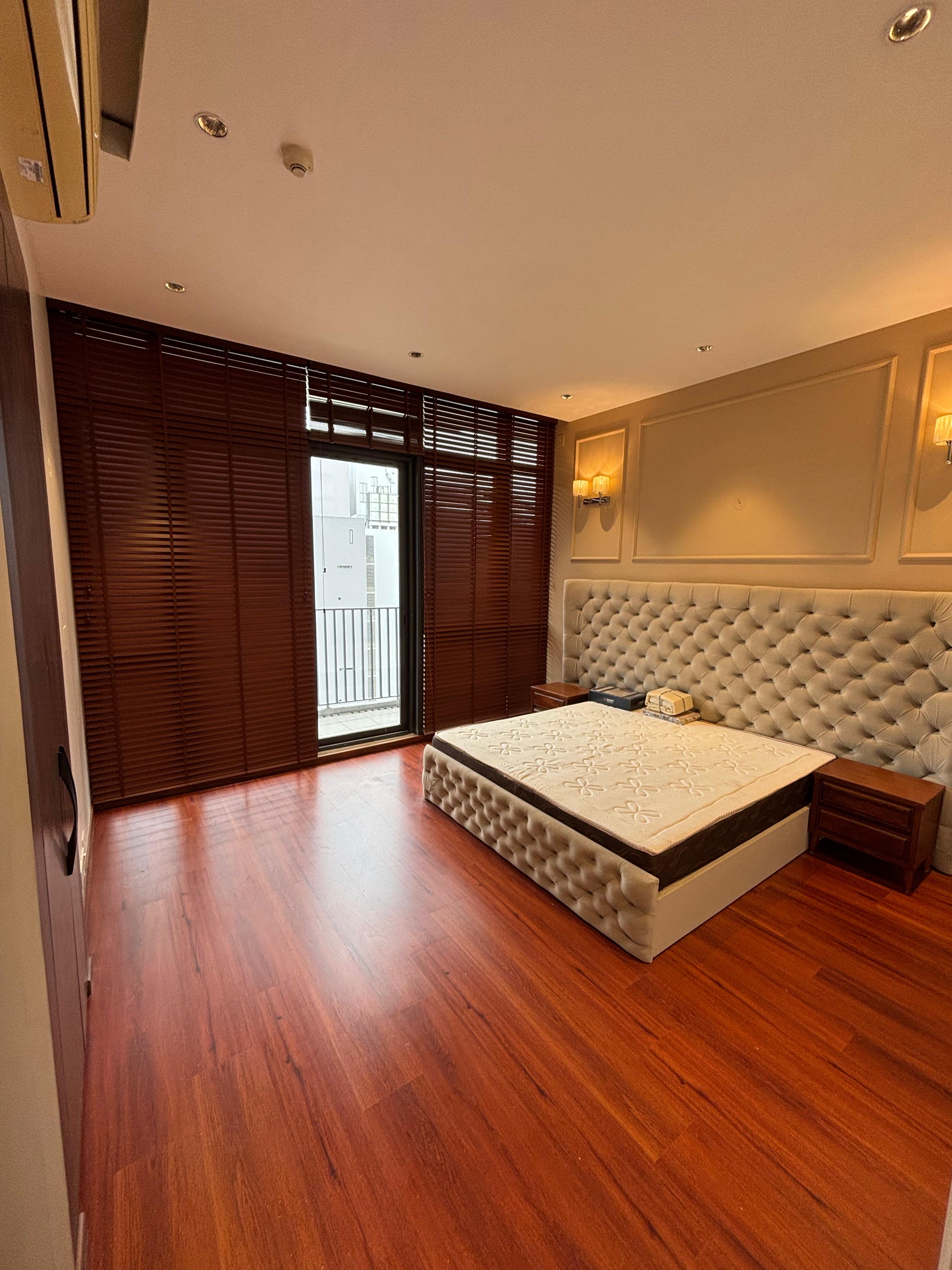 4 BHK + Servant Room Apartment For Sale in Ireo Skyon