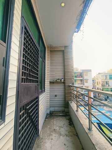 Balcony in 2 BHK Builder Floor at Dwarka Mor – for Rent