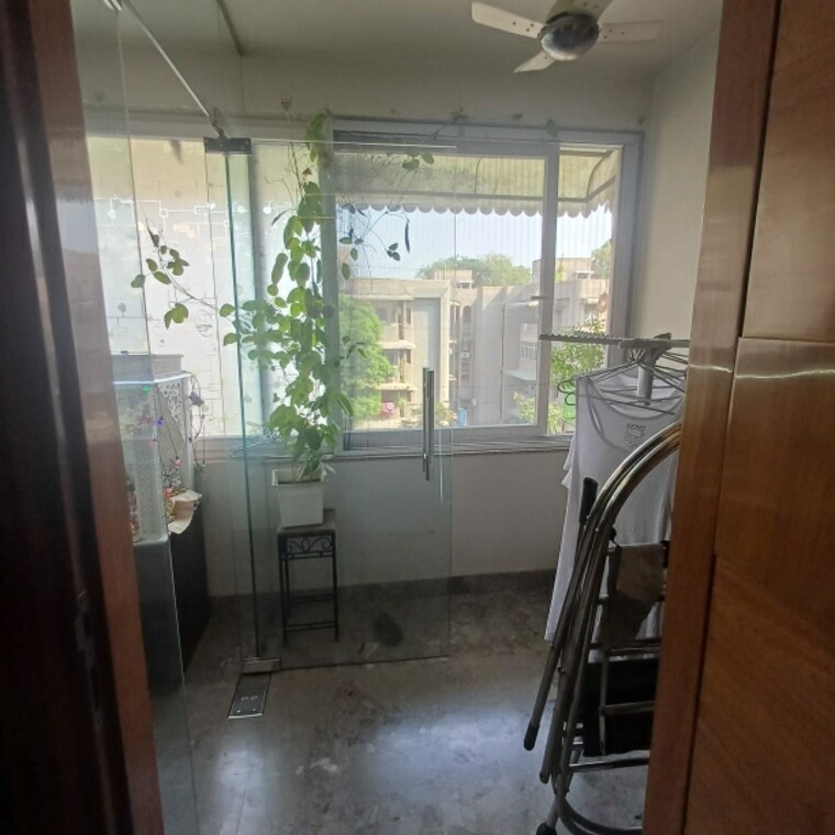 Kitchen, dda-vasundhara-apartments 4 Bedroom 1600 Sq.Ft. Apartment In Rohini Sector 9 Delhi 9456000