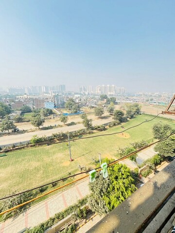 2 BHK Apartment For Rent in Apex Our Homes, Sector 37c