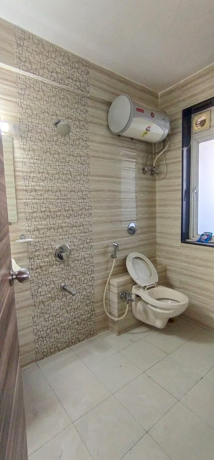Bathroom, chembur 3 Bedroom 1300 Sq.Ft. Apartment In Chembur Mumbai 9455829