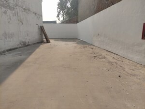Room in  Warehouse at Site 4 Sahibabad – for Rent